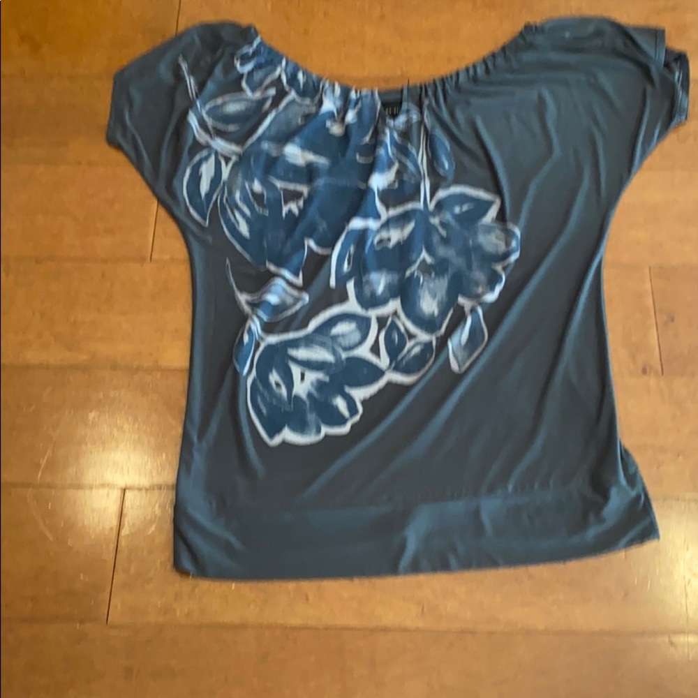 Short sleeve blouse